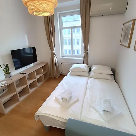 Daire Two-bedroom Ljubljana