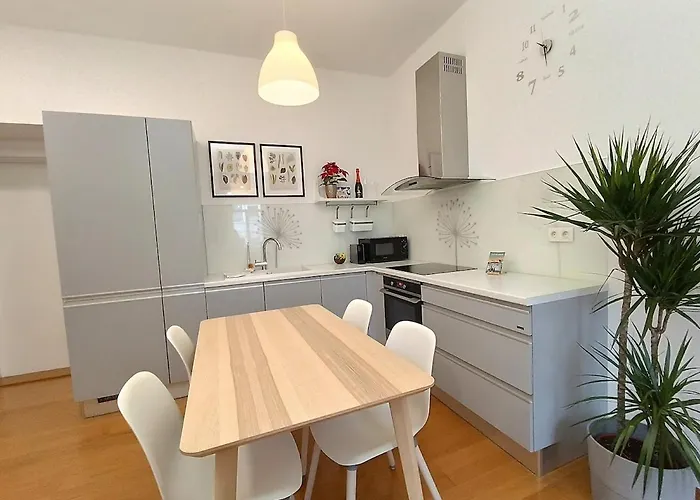 Two-bedroom 卢布尔雅那